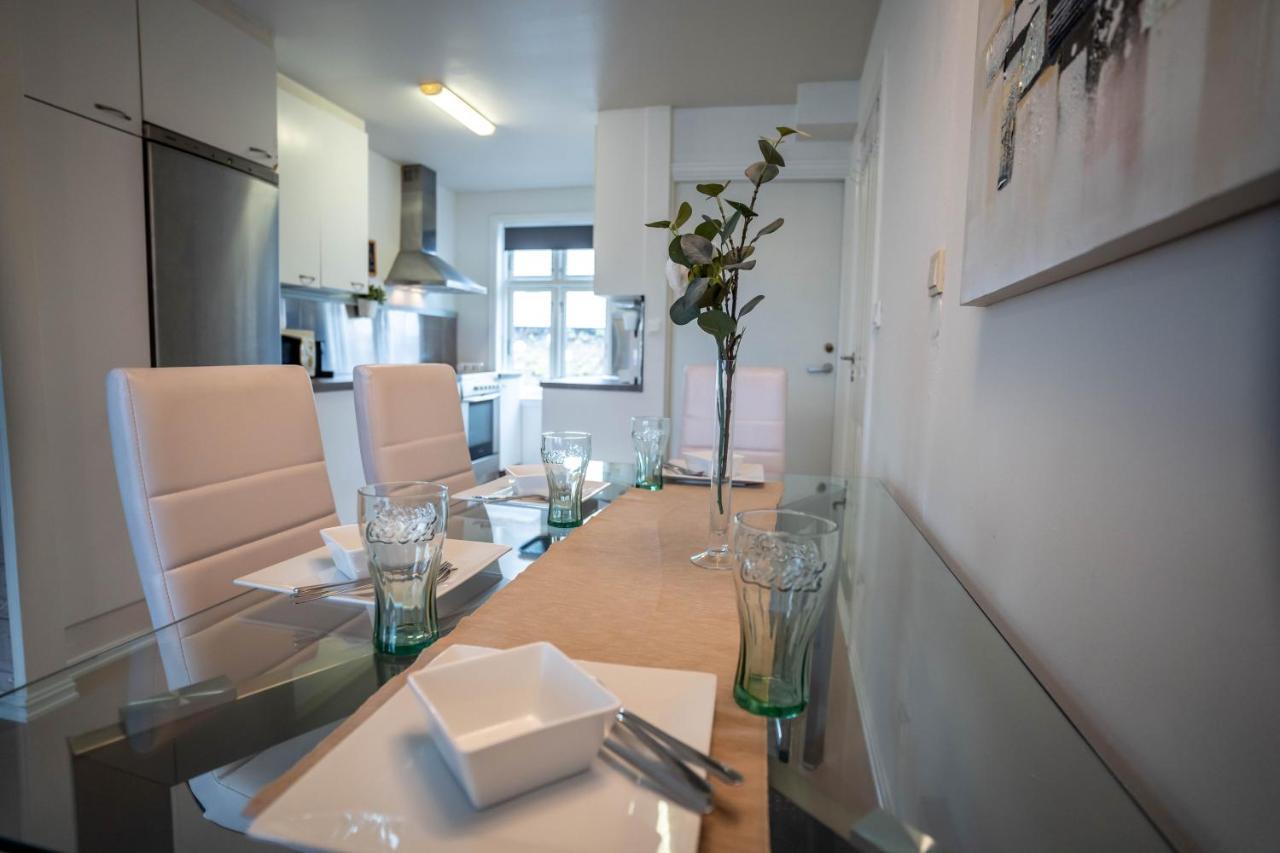 Central Bnb Stavanger At Bertis Ap 2 Nice And Cozy Central 3 Bedrooms And Bigterrace Eksteriør bilde